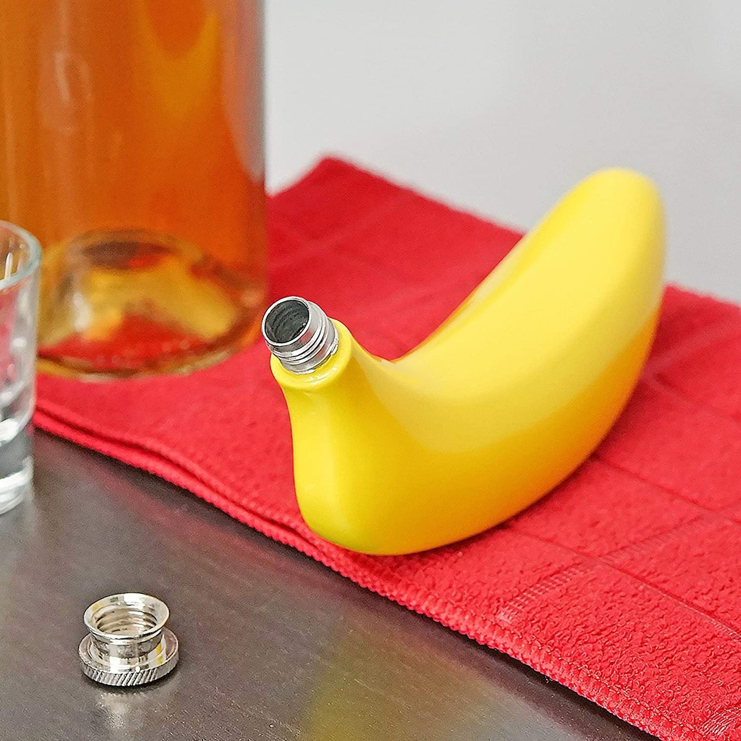 6 Oz THE BANANA FLASK